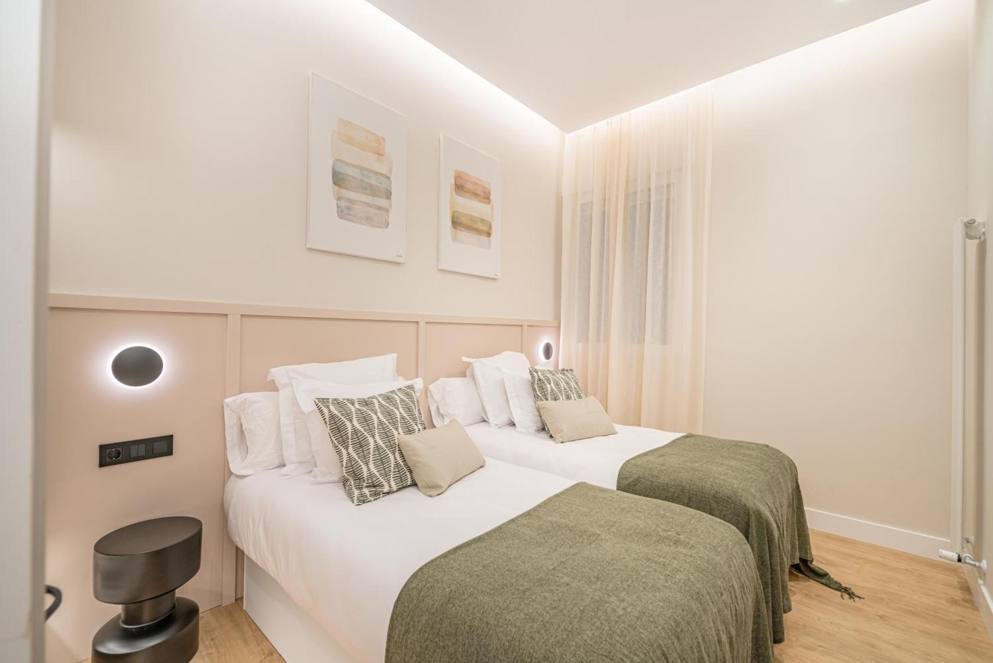 Apartamento Centro Xxi Calle Principe 3br 3bh Madri